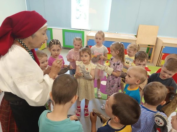 Русские народные сказки с использованием перчаточного театра