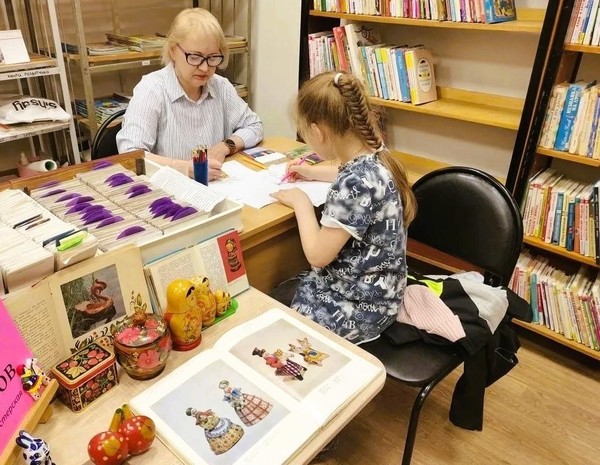 Кружок «Книжное творчество и фантазия». Беседа-игра «Островок семейных сокровищ»