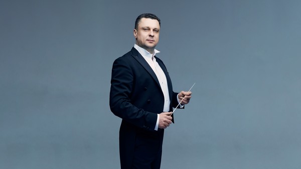 Михаил Голиков и симфонический оркестр «Таврический»