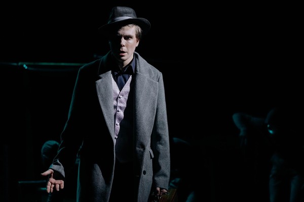 Драматический спектакль «Корни»