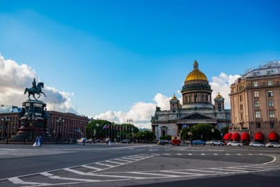 Обзорная экскурсия по Санкт - Петербургу + билеты в Исаакиевский собор