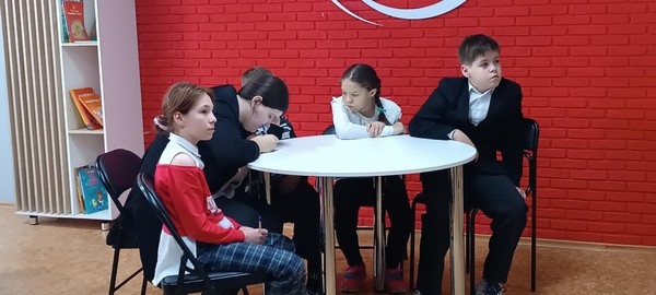 Интеллектуальная игра «Главней всего погода в доме»
