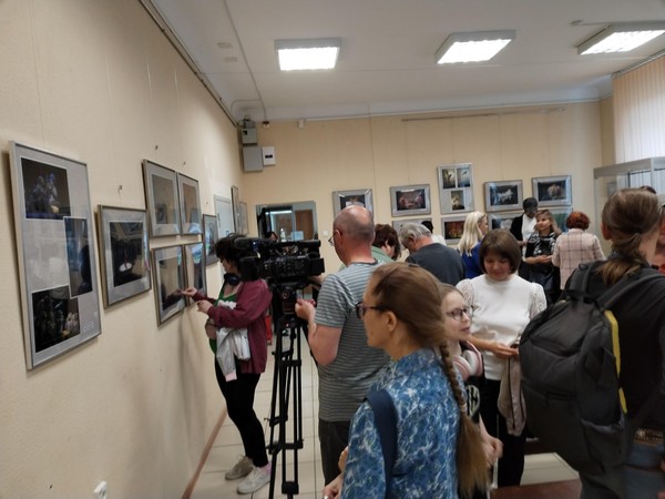 Выставка «Нам 20!»