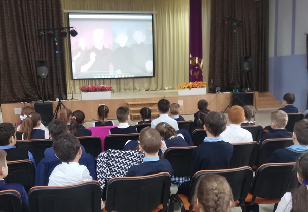 Информационно-познавательная программа«Живи и помни» о герое СВО Андрее Новичкове