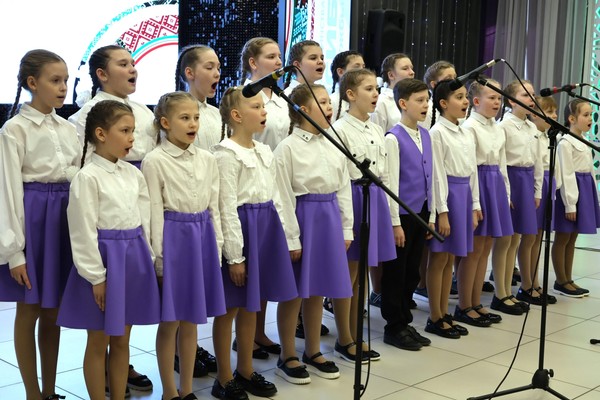 Концертная программа «Звуки земли сибирской»