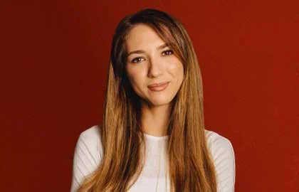 Надя Джабраилова. Stand Up