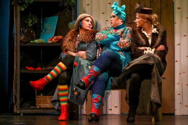 Спектакль «Как Бабы-яги сказку спасали»