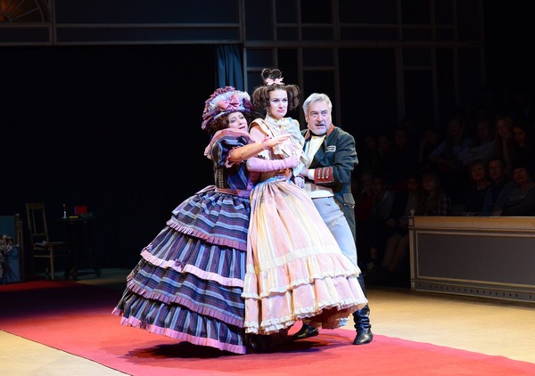 Спектакль «Ревизор»