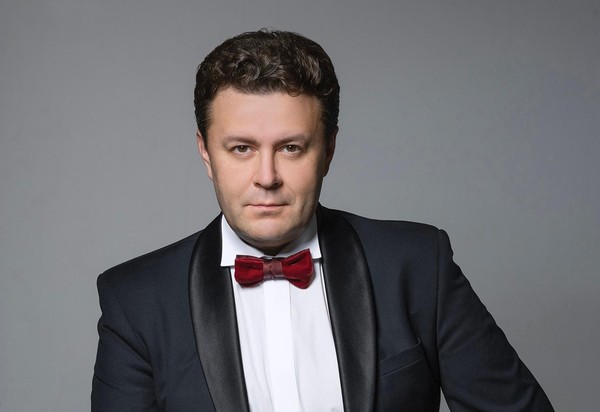 Вокруг света с Александром Сухановым