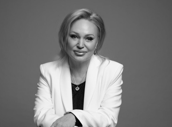 Алла Довлатова. Тайны творчества и его величество «Случай»