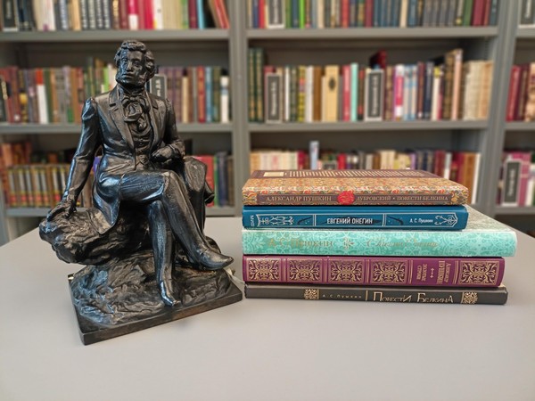 Литературная игра «Великий поэт великого народа»