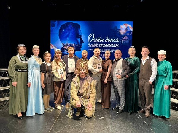 Литературный вечер «Улетел из клетки мира»