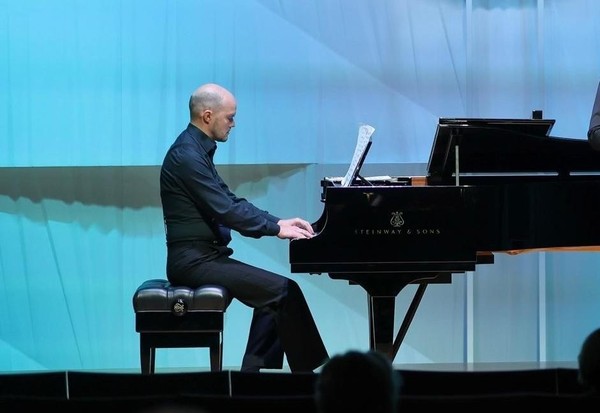 Концерт «Мастера искусств. Даниил Малых (тенор)»