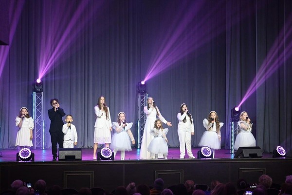 Отчетный концерт студии эстрадного вокала «Омские голоса»