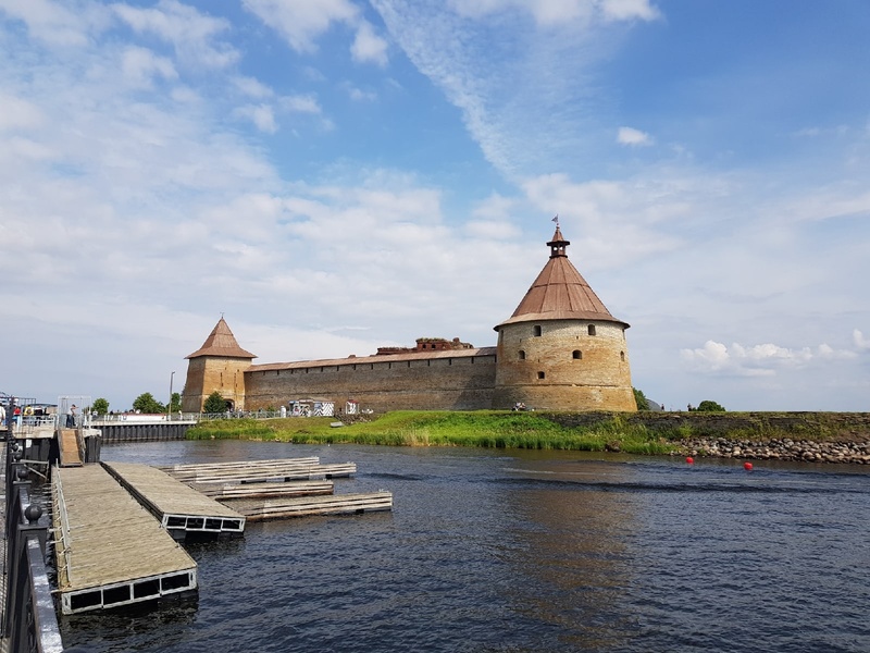 Крепость Орешек с посещением музея "Дорога Победы"