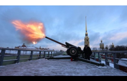 На выстрел пушки, или Полуденный выстрел
