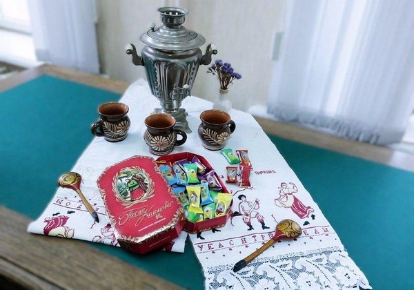 Вечерняя программа «Чай со вкусом истории»