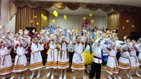 Отчётный концерт хореографического коллектива «Планета детей», «В единстве наша сила»