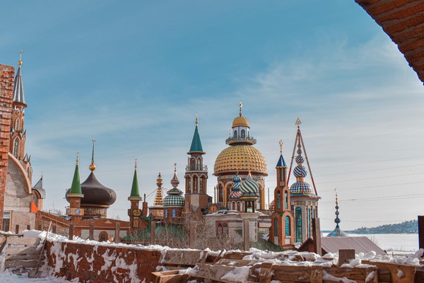 Экскурсия «Сквозь века истории: Свияжск, Раифский монастырь, Храм всех религий»