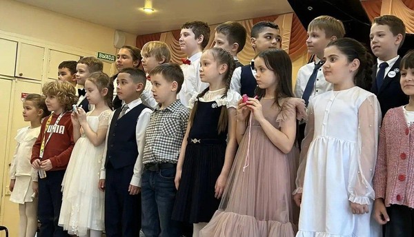 «Весеннее настроение»