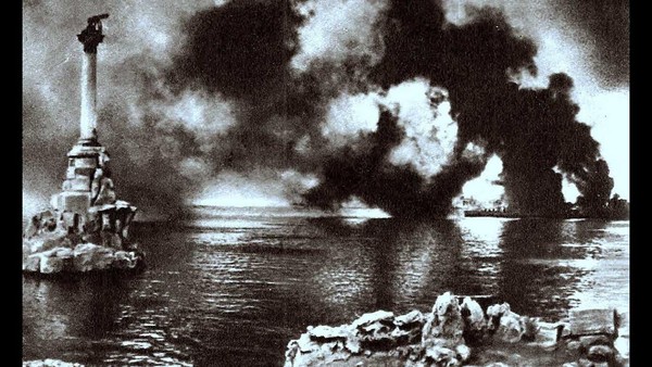 Книжно-иллюстративная экспозиция «Битва за Крым: путь к победе»