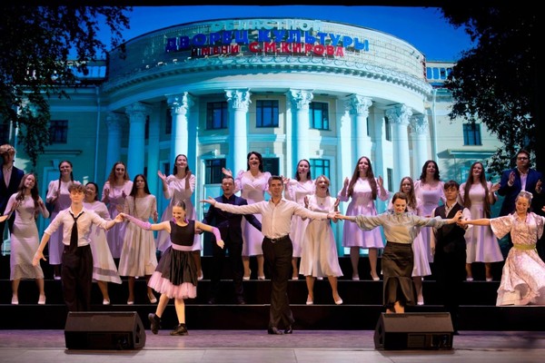 Концерт «Звуки музыки на холсте истории»