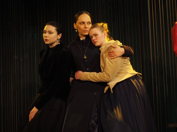 Спектакль «Три сестры»