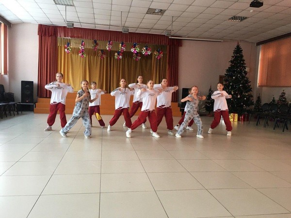 Концертная программа «В кругу друзей и семьи с Sunrise»