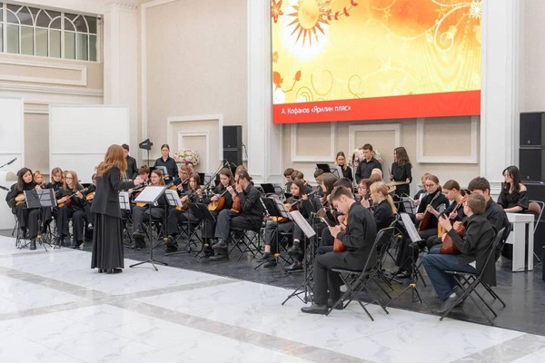 Однажды в Далёкой Мурляндии, или как царь Котофей отправился за тридевять нот