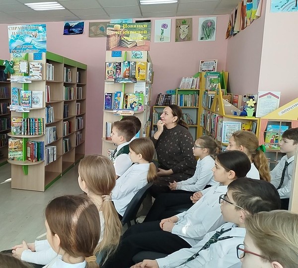 Литературное путешествие «Жили – были сказки» к Году единства народов России