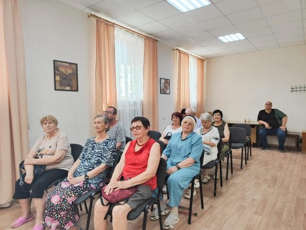 Литературно-музыкальный вечер «С Россией в сердце навсегда!»