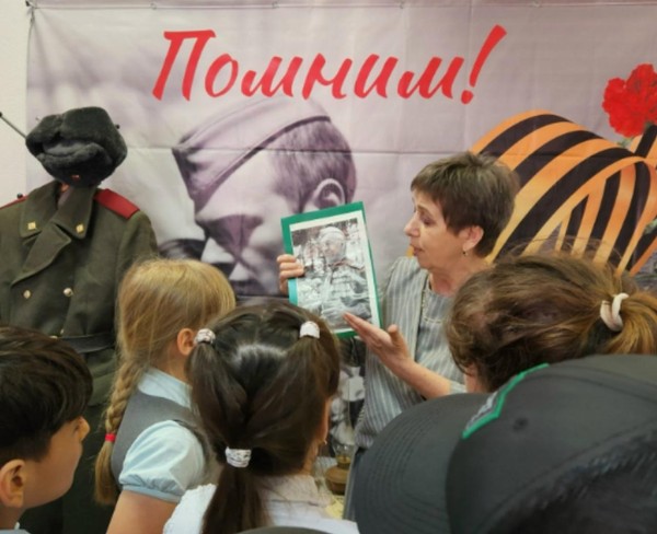 Час памяти «Вспомним всех поименно»