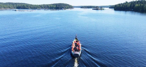Сквозь водопады и века: Хаски, драккар и форель на ладожских берегах