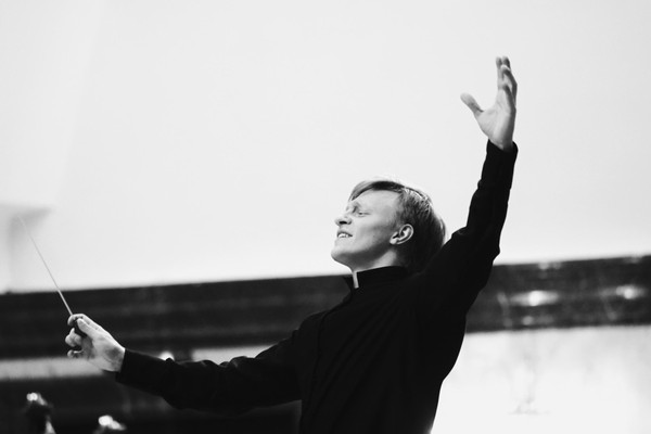 Праздничный концерт ко Дню Великой Победы