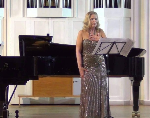 Концерт «Любовь и жизнь женщины»