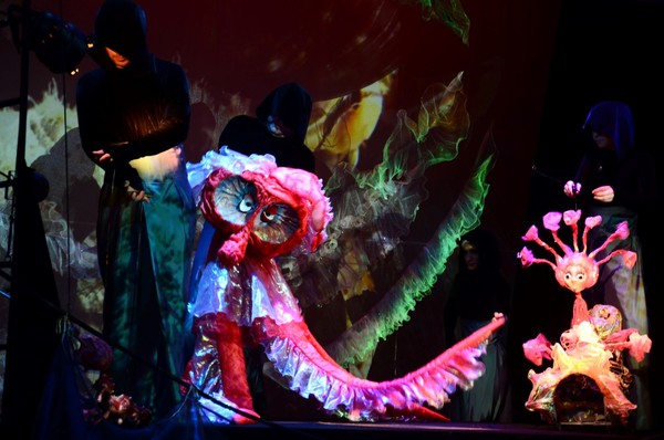 Спектакль «Сказка синего моря»