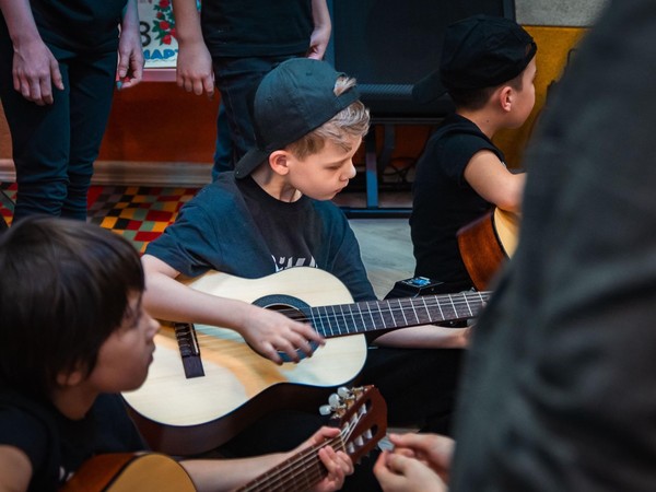 Мастер-класс для детей «Секреты игры на гитаре»