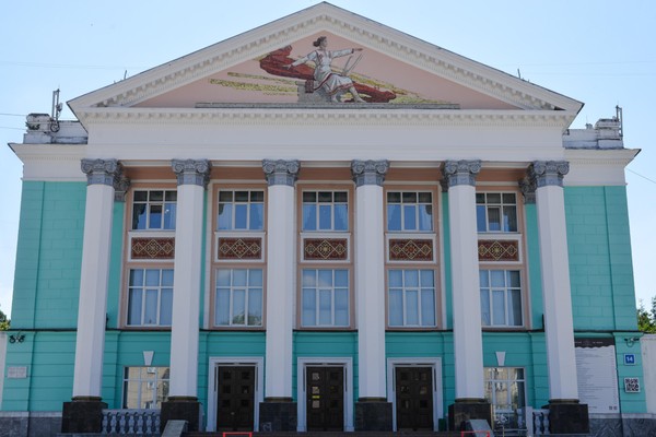 Спектакль «Дядюшкин сон»