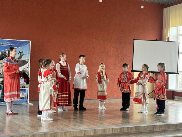 Итоговый годовой концерт учащихся преподавателя Никитиной Л.С