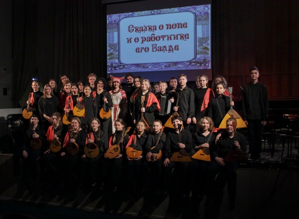 «Сказка о мёртвой царевне и о семи богатырях»