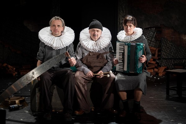 Спектакль «Костюмер»