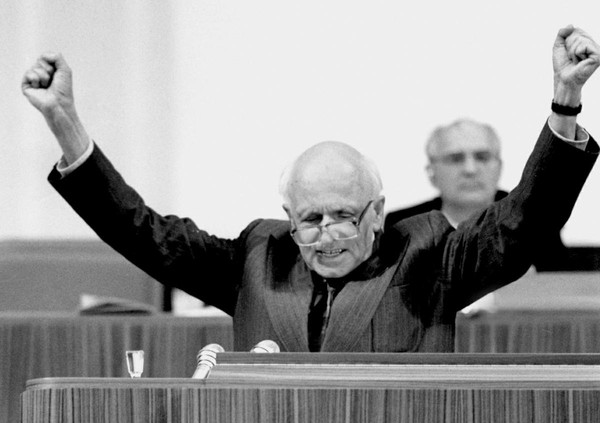 «На все отзывался он сердцем своим»