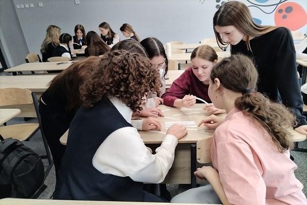 Литературно-познавательная игра «Пословица недаром молвится»