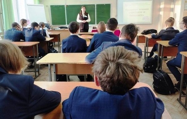 Час литературы «Строки, опаленные войной»