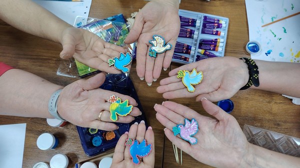 Библио-посиделки «Голубь мира»