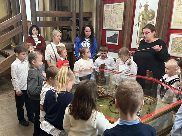 Экскурсия по залу «Крепость Оскол»