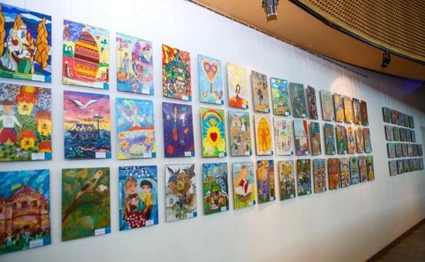 Выставка «Здравствуй, лето!»