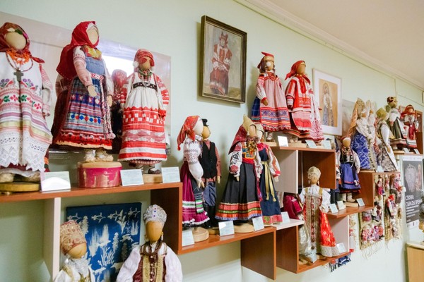Экскурсия и мастер-класс «Народная кукла и домашний быт»