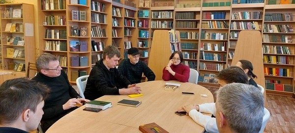 Обсуждение книги Нила Шубина «Внутренняя рыба»