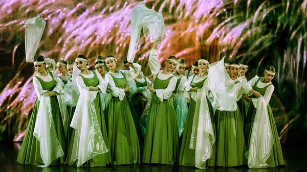 Концерт ансамбля песни и танца «Алтай» и хора «Сибирь-концерт»